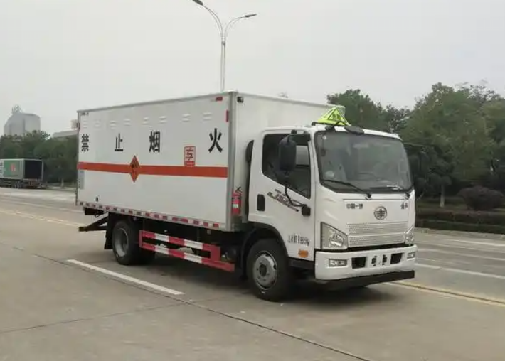 卧龙爆破器材运输车可以上高速吗？